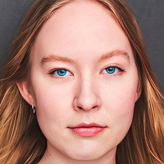 Olivia Simmons