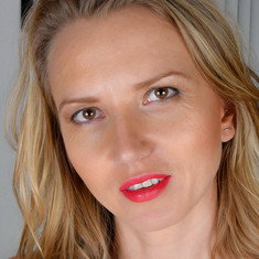 Alina Long