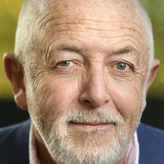Jeremy Bowen