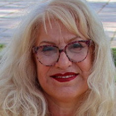 Senora Fina