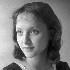 Yelena Ryabinkina