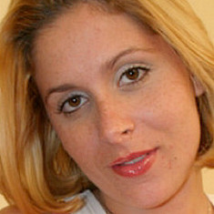 Kelly Lemos