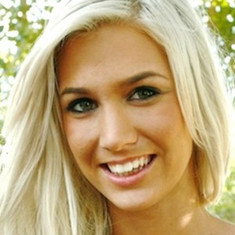 Vicky Vee