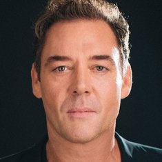Marton Csokas