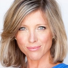 Lia D. Mortensen