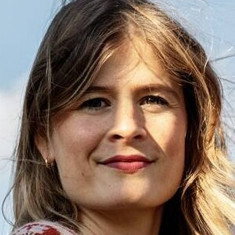 Eva De Roo