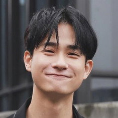 Yan-Ze Lu