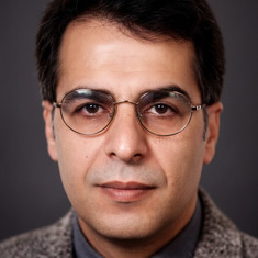 Savaş Akova