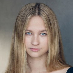 Issy Knopfler