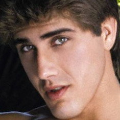 Tom Steele