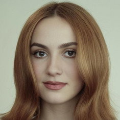 Maude Apatow
