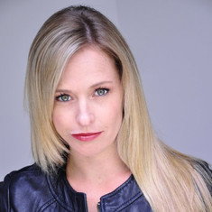 Pamela Holt