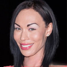 Mia Isabella