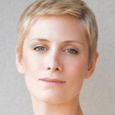 Gemma Bond