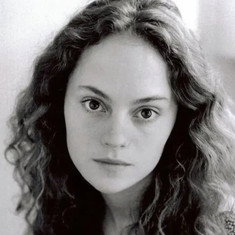 Angela Bettis