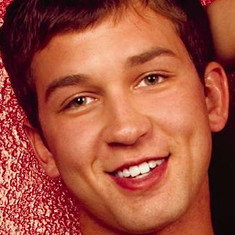 Jonathan Lowe