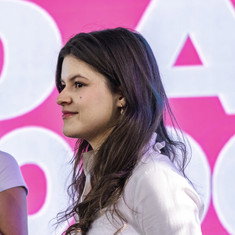 Camila Gutierres Lima