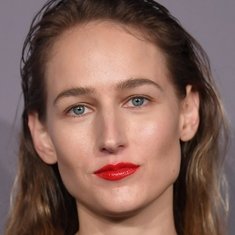 Leelee Sobieski