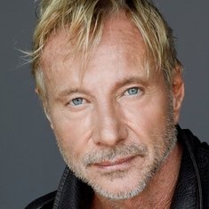 Matthias Hues