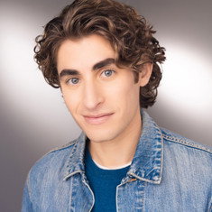 Adam Santa Cruz