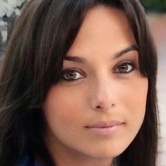 Ana Esther Alborg