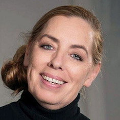 Lucia Marthas