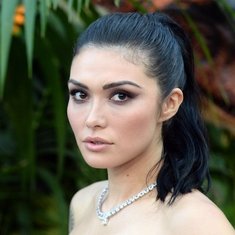 Daniella Pineda