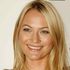 Sarah Wynter