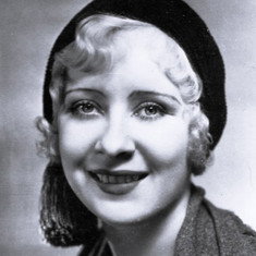 Gwen Lee