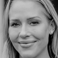 Aurora Gude