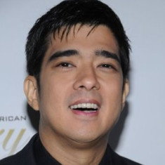 Francis Magalona