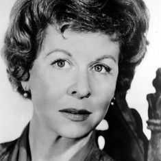 Maxine Stuart