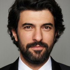 Engin Akyürek