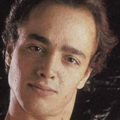 Damien Cashmere