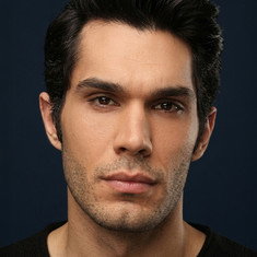 Gurur Çiçekoğlu