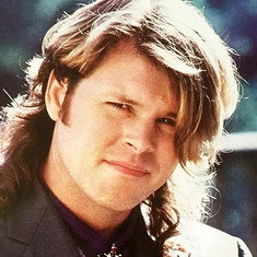 Pat Mastelotto