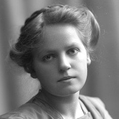 Greta Almroth