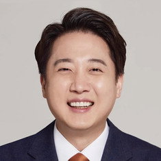 Lee Jun-seok