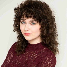 Maggie Robertson