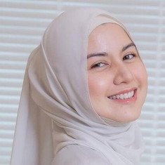 Lisa Surihani