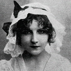 Suzanne Crosnier