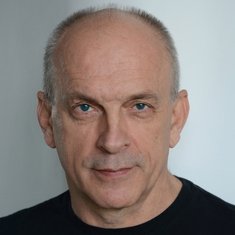 Tomas Arana