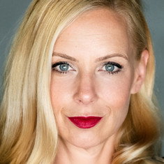 Esther Kuhn