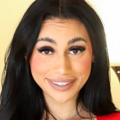 Ariana Starr