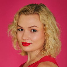 Victoria Strange