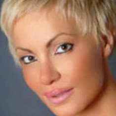 Naomi Curtis