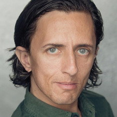 Elliot Harris