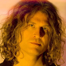 Dave Keuning