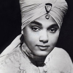 Korla Pandit