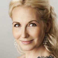 Dísella Lárusdóttir